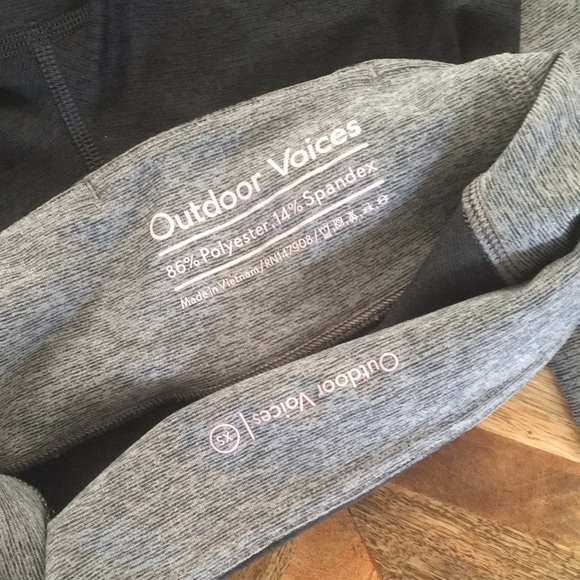 Outdoor Voices 7/8 Leggings charcoal/navy/graphite - Picture 8 of 9